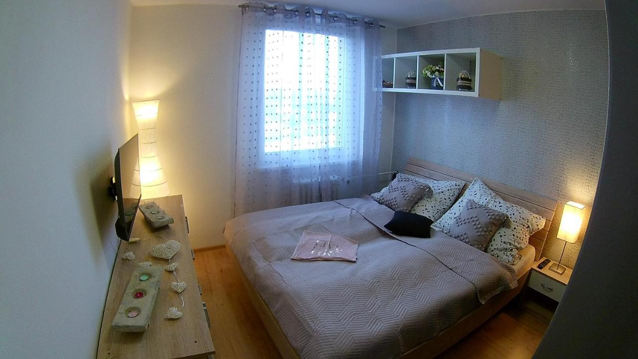 Apartman Barborka Apartamento Znojmo Exterior foto