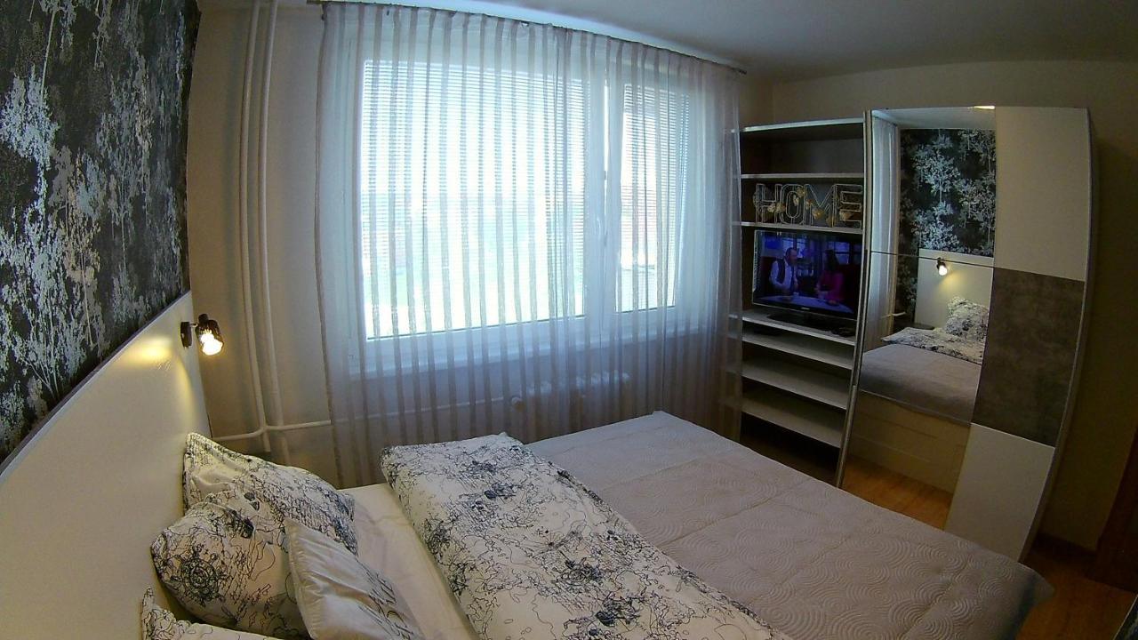 Apartman Barborka Apartamento Znojmo Exterior foto